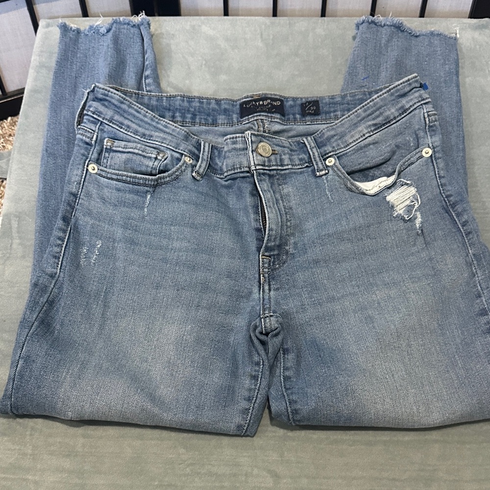 Lucky Brand Low Rise Women's Light Wash Skinny Jeans Size 10/30 Crop Fray